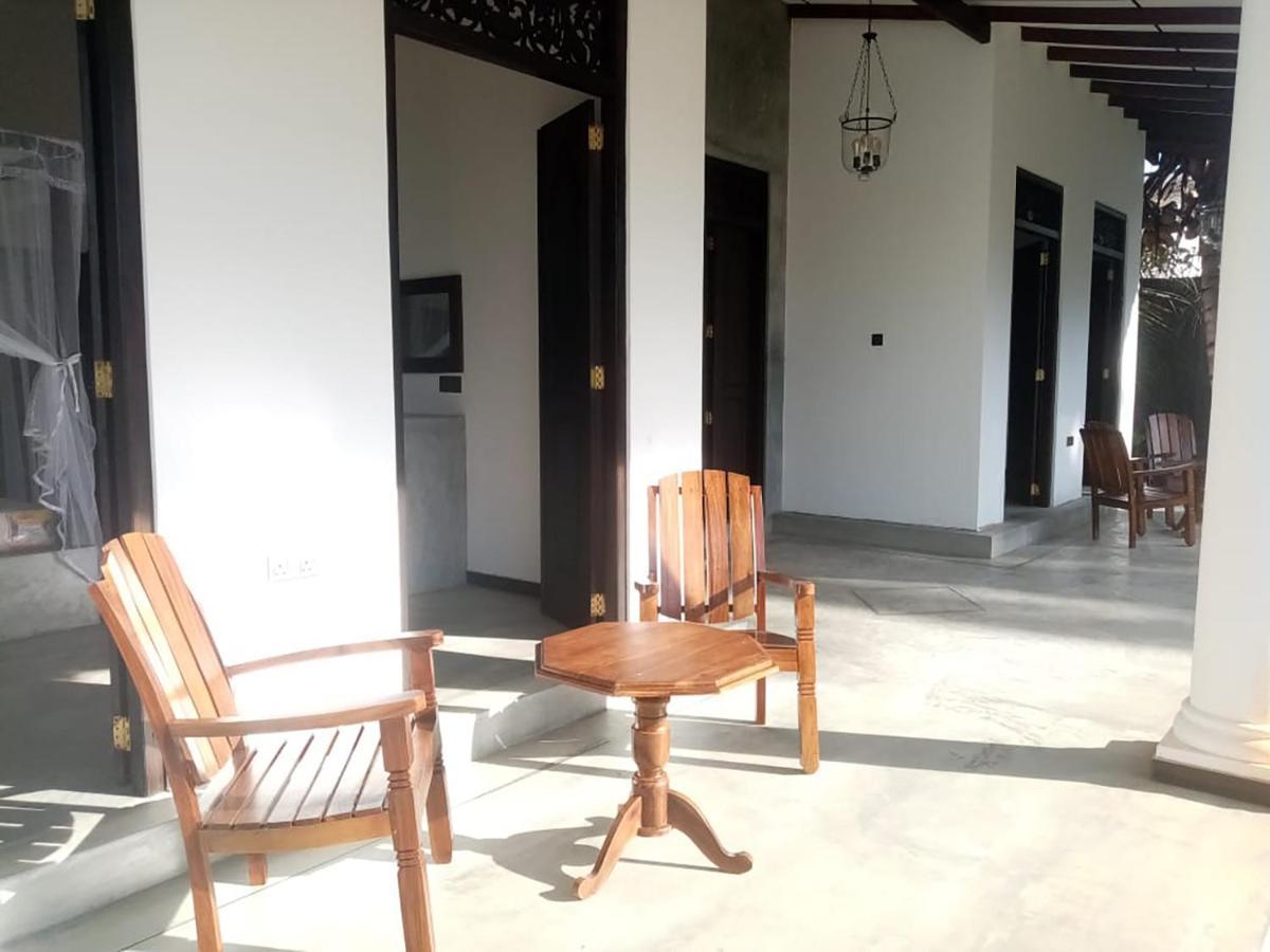 Villa Conch By Om Hikkaduwa Bagian luar foto